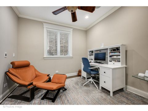 Tiny photo for 862 W Roscoe Street #1, Chicago, IL 60657 (MLS # 12478309)