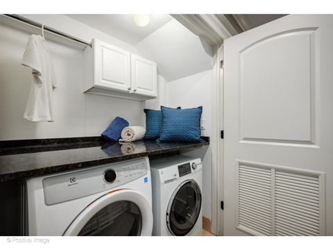 Tiny photo for 862 W Roscoe Street #1, Chicago, IL 60657 (MLS # 12478309)