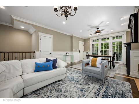 Tiny photo for 862 W Roscoe Street #1, Chicago, IL 60657 (MLS # 12478309)