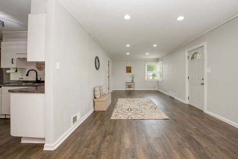 Tiny photo for 135 Oak Drive, DeKalb, IL 60115 (MLS # 12498337)