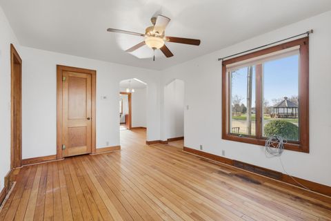 Tiny photo for 101 E D Street, Alpha, IL 61413 (MLS # 12602566)