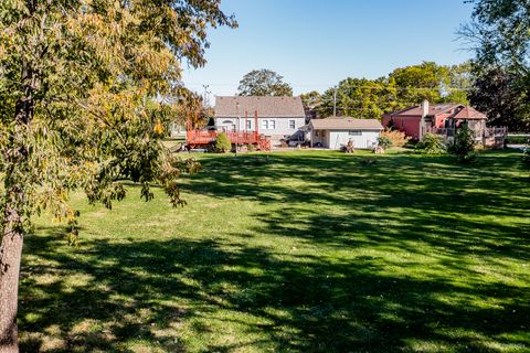 A home in Crestwood