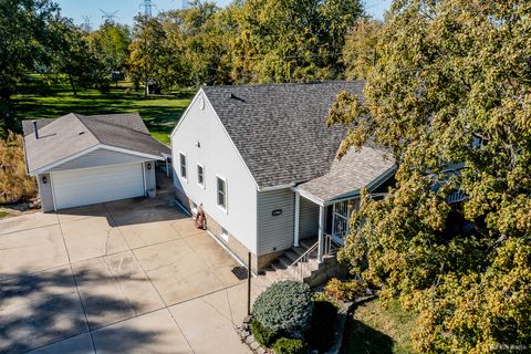 A home in Crestwood