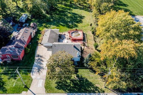 A home in Crestwood