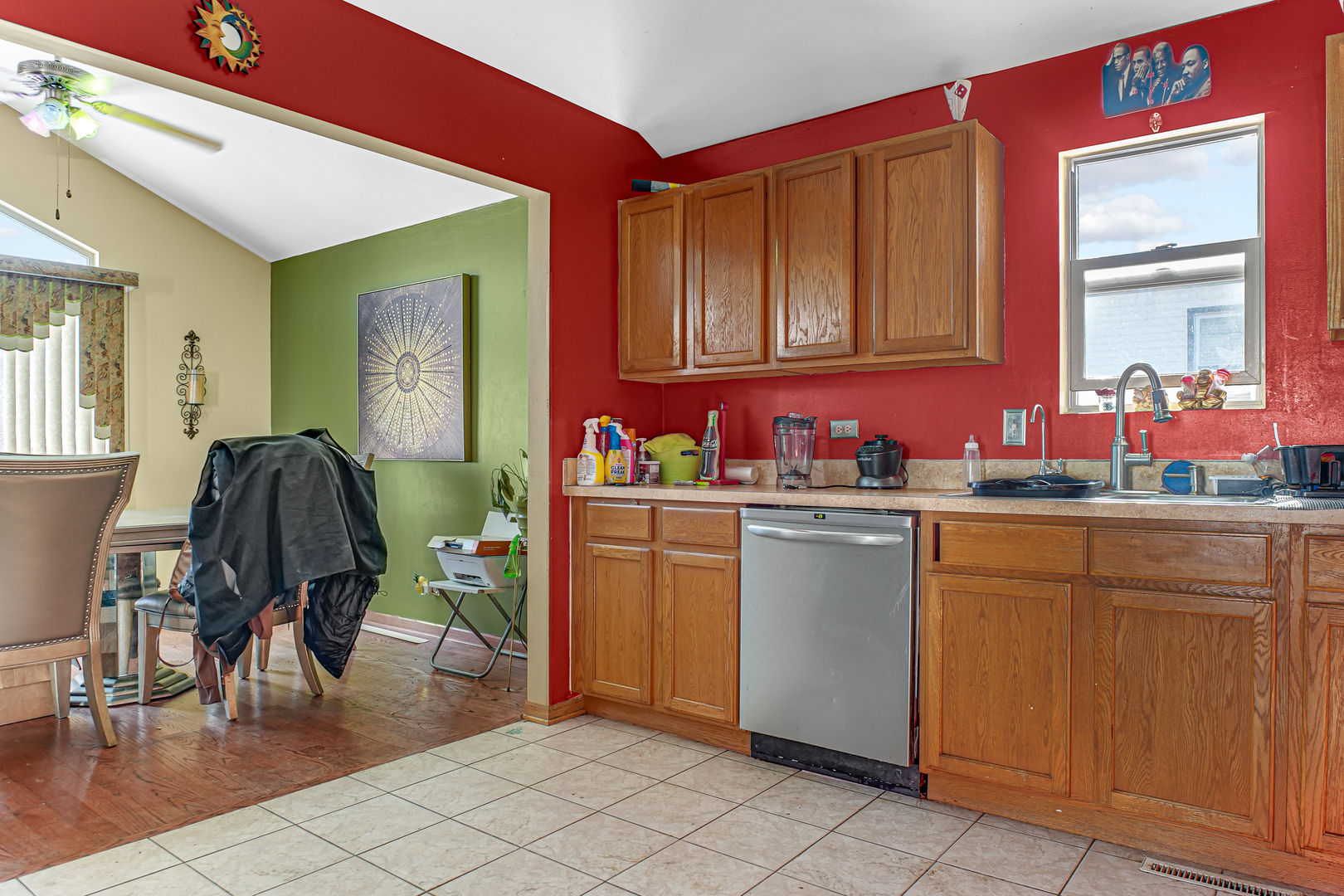 14328 S Division Street