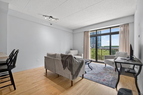 Tiny photo for 1250 S Indiana Avenue #502, Chicago, IL 60605 (MLS # 12669679)