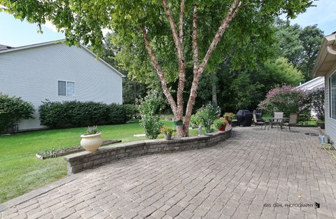 Tiny photo for 2115 Hazelwood Drive, McHenry, IL 60051 (MLS # 12495242)
