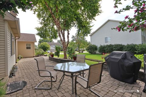 Tiny photo for 2115 Hazelwood Drive, McHenry, IL 60051 (MLS # 12495242)