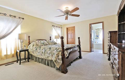 Tiny photo for 2115 Hazelwood Drive, McHenry, IL 60051 (MLS # 12495242)