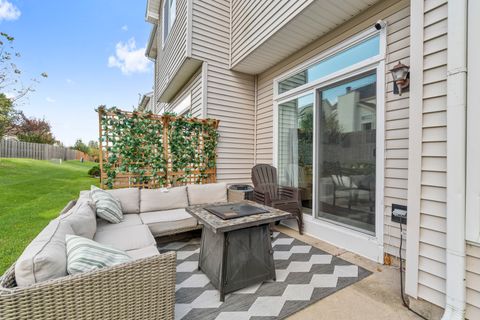 Tiny photo for 937 Mesa Drive, Lake In The Hills, IL 60156 (MLS # 12505007)