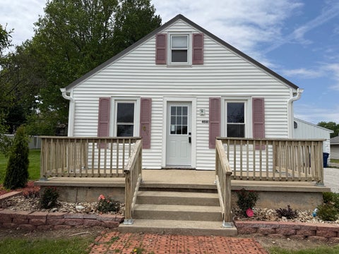 Tiny photo for 406 S Willow Street, Granville, IL 61326 (MLS # 12583893)