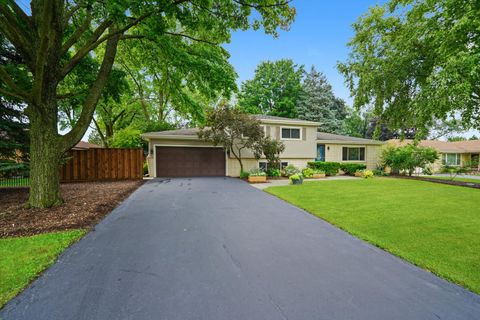 Tiny photo for 5N260 Eagle Terrace, Itasca, IL 60143 (MLS # 12546263)