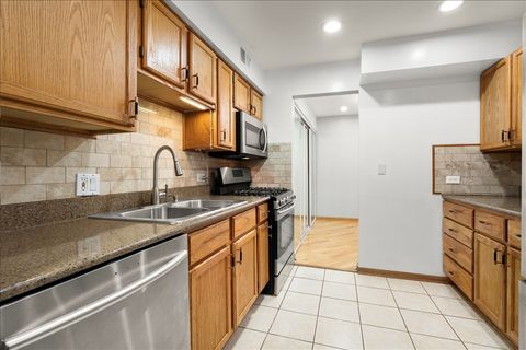 Tiny photo for 5300 Carriageway Drive #208, Rolling Meadows, IL 60008 (MLS # 12680754)
