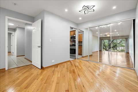Tiny photo for 5300 Carriageway Drive #208, Rolling Meadows, IL 60008 (MLS # 12680754)