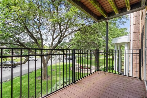 Tiny photo for 5300 Carriageway Drive #208, Rolling Meadows, IL 60008 (MLS # 12680754)