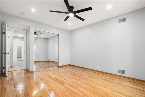 Tiny photo for 5300 Carriageway Drive #208, Rolling Meadows, IL 60008 (MLS # 12680754)