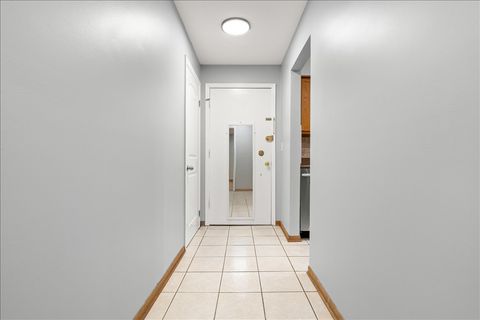 Tiny photo for 5300 Carriageway Drive #208, Rolling Meadows, IL 60008 (MLS # 12680754)