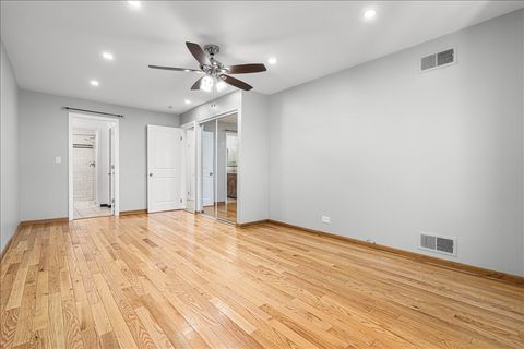 Tiny photo for 5300 Carriageway Drive #208, Rolling Meadows, IL 60008 (MLS # 12680754)
