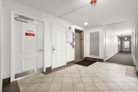 Tiny photo for 5300 Carriageway Drive #208, Rolling Meadows, IL 60008 (MLS # 12680754)