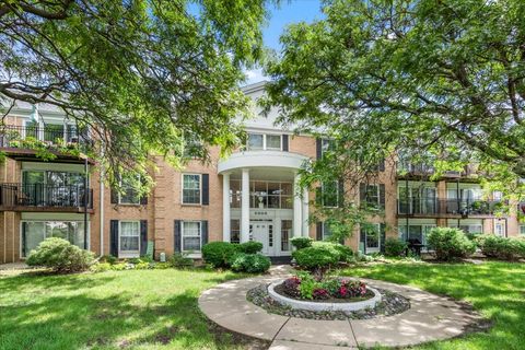 Photo of 5300 Carriageway Drive #208, Rolling Meadows, IL 60008 (MLS # 12680754)