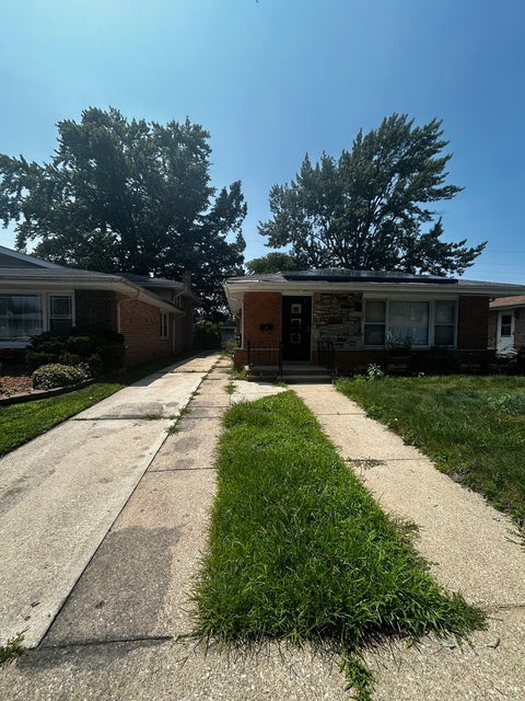 Photo of 14520 Kimbark Avenue, Dolton, IL 60419 (MLS # 12698425)