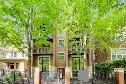 Photo of 5526 N Winthrop Avenue #4S, Chicago, IL 60640 (MLS # 12632857)