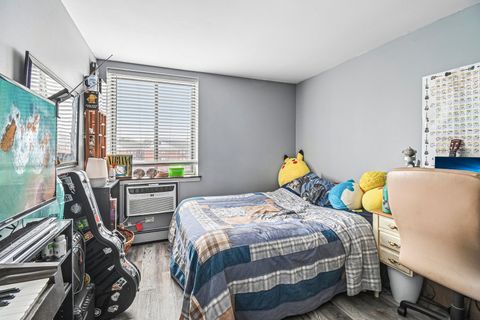 Tiny photo for 9740 S Pulaski Road #306, Oak Lawn, IL 60453 (MLS # 12639228)