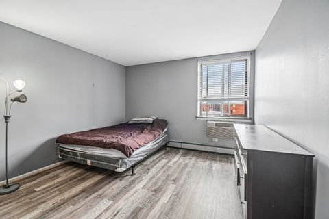 Tiny photo for 9740 S Pulaski Road #306, Oak Lawn, IL 60453 (MLS # 12639228)