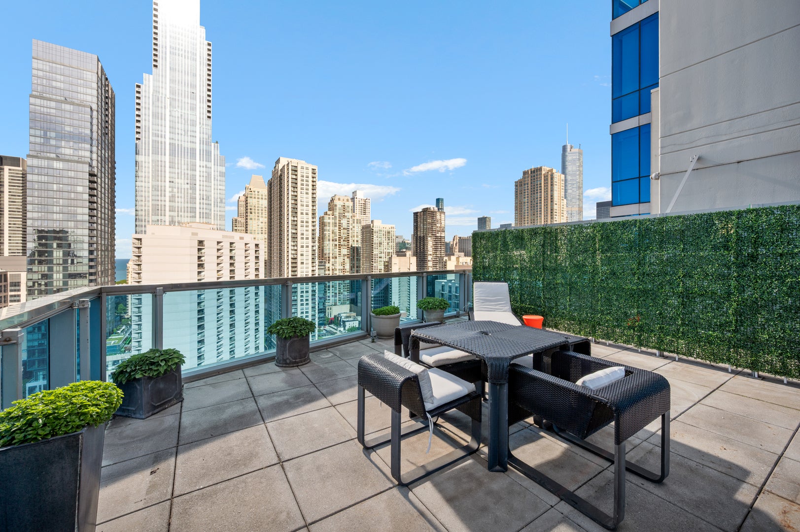 110 W Superior Street 2603