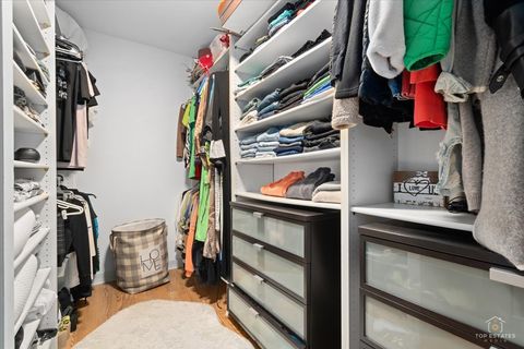 Tiny photo for 1405 E Central Road #222C, Arlington Heights, IL 60005 (MLS # 12615564)