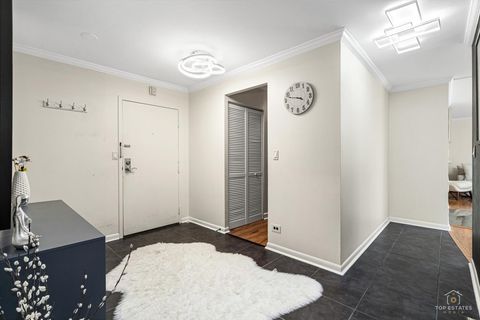 Tiny photo for 1405 E Central Road #222C, Arlington Heights, IL 60005 (MLS # 12615564)