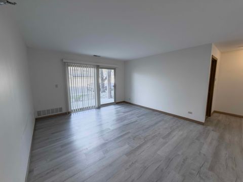 Tiny photo for 104 Glengarry Drive #105, Bloomingdale, IL 60108 (MLS # 12629574)