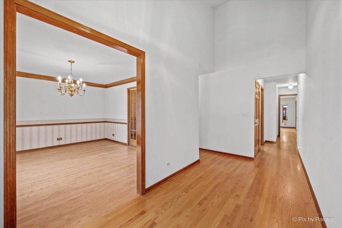 251 N Cambridge Drive