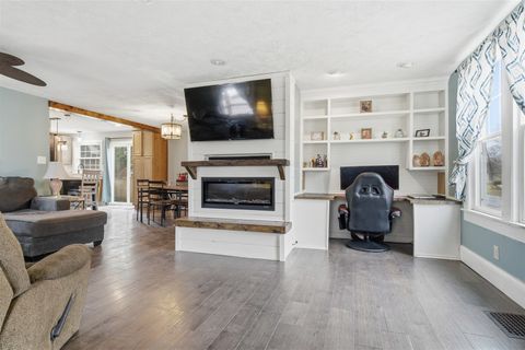 Tiny photo for 507 NW Race Street, Atlanta, IL 61723 (MLS # 12581916)