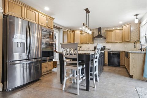 Tiny photo for 507 NW Race Street, Atlanta, IL 61723 (MLS # 12581916)