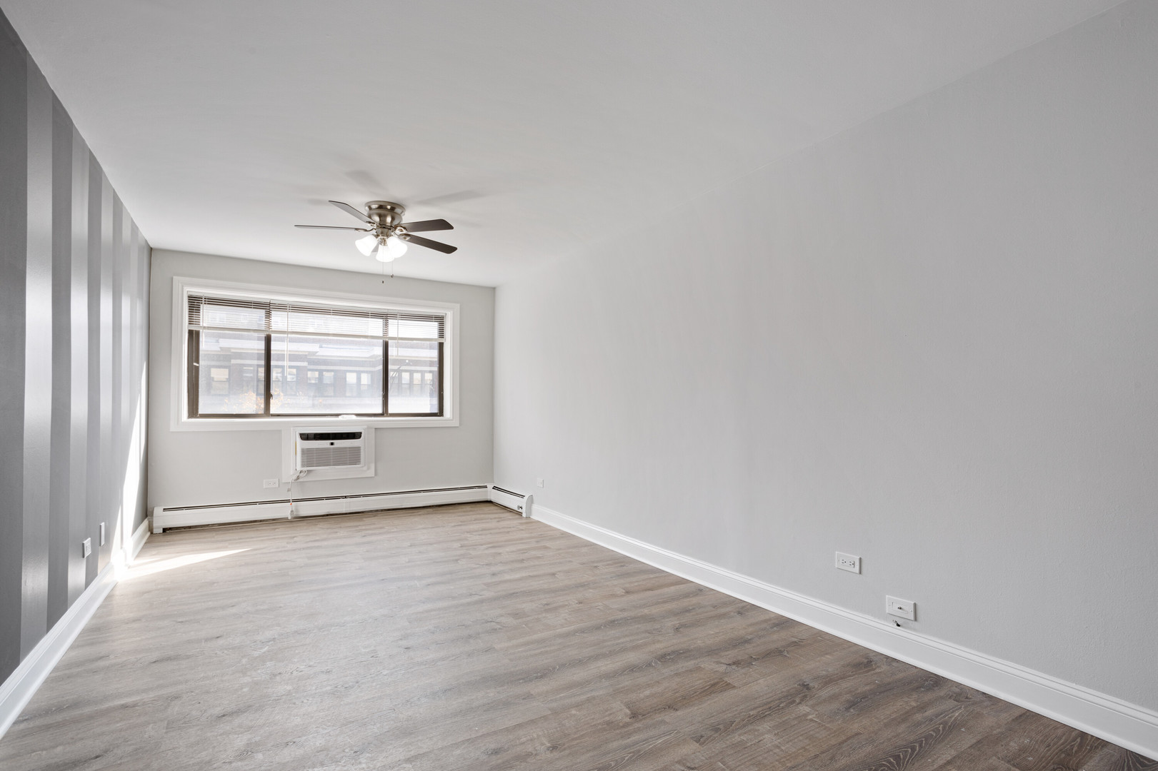 6758 N Sheridan Avenue 435