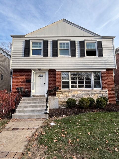 Photo of 6225 N Kirkwood Avenue, Chicago, IL 60646 (MLS # 12536821)