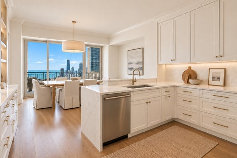 Tiny photo for 800 N Michigan Avenue #5501, Chicago, IL 60611 (MLS # 12772697)