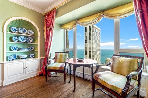 Tiny photo for 800 N Michigan Avenue #5501, Chicago, IL 60611 (MLS # 12772697)