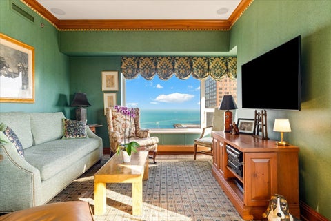 Tiny photo for 800 N Michigan Avenue #5501, Chicago, IL 60611 (MLS # 12772697)