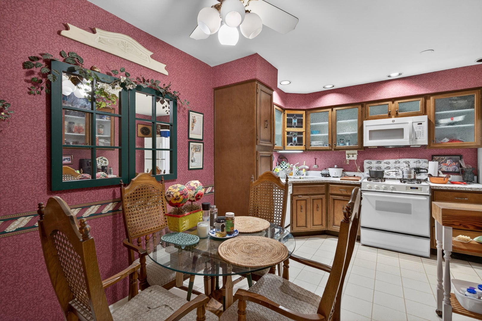 225 Lake Boulevard 545