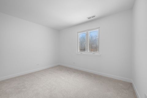 Tiny photo for 1021 Foxworth Boulevard, Lombard, IL 60148 (MLS # 12553198)