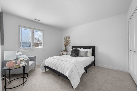 Tiny photo for 1021 Foxworth Boulevard, Lombard, IL 60148 (MLS # 12553198)