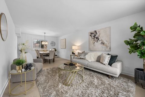 Tiny photo for 1021 Foxworth Boulevard, Lombard, IL 60148 (MLS # 12553198)