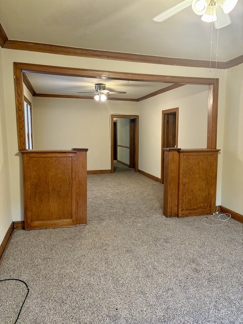 7036 S Artesian Avenue