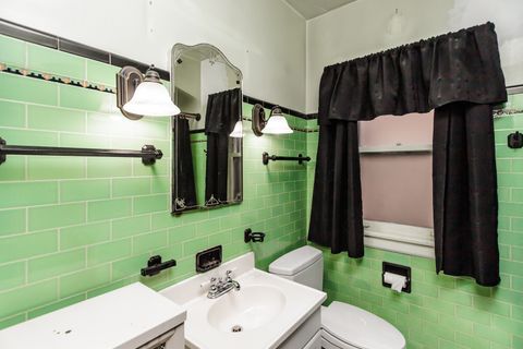 Tiny photo for 6035 N Mason Avenue, Chicago, IL 60646 (MLS # 12503255)