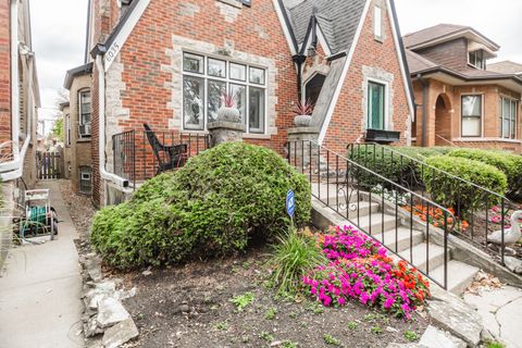 Tiny photo for 6035 N Mason Avenue, Chicago, IL 60646 (MLS # 12503255)