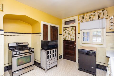 Tiny photo for 6035 N Mason Avenue, Chicago, IL 60646 (MLS # 12503255)