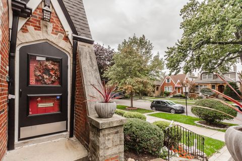 Tiny photo for 6035 N Mason Avenue, Chicago, IL 60646 (MLS # 12503255)