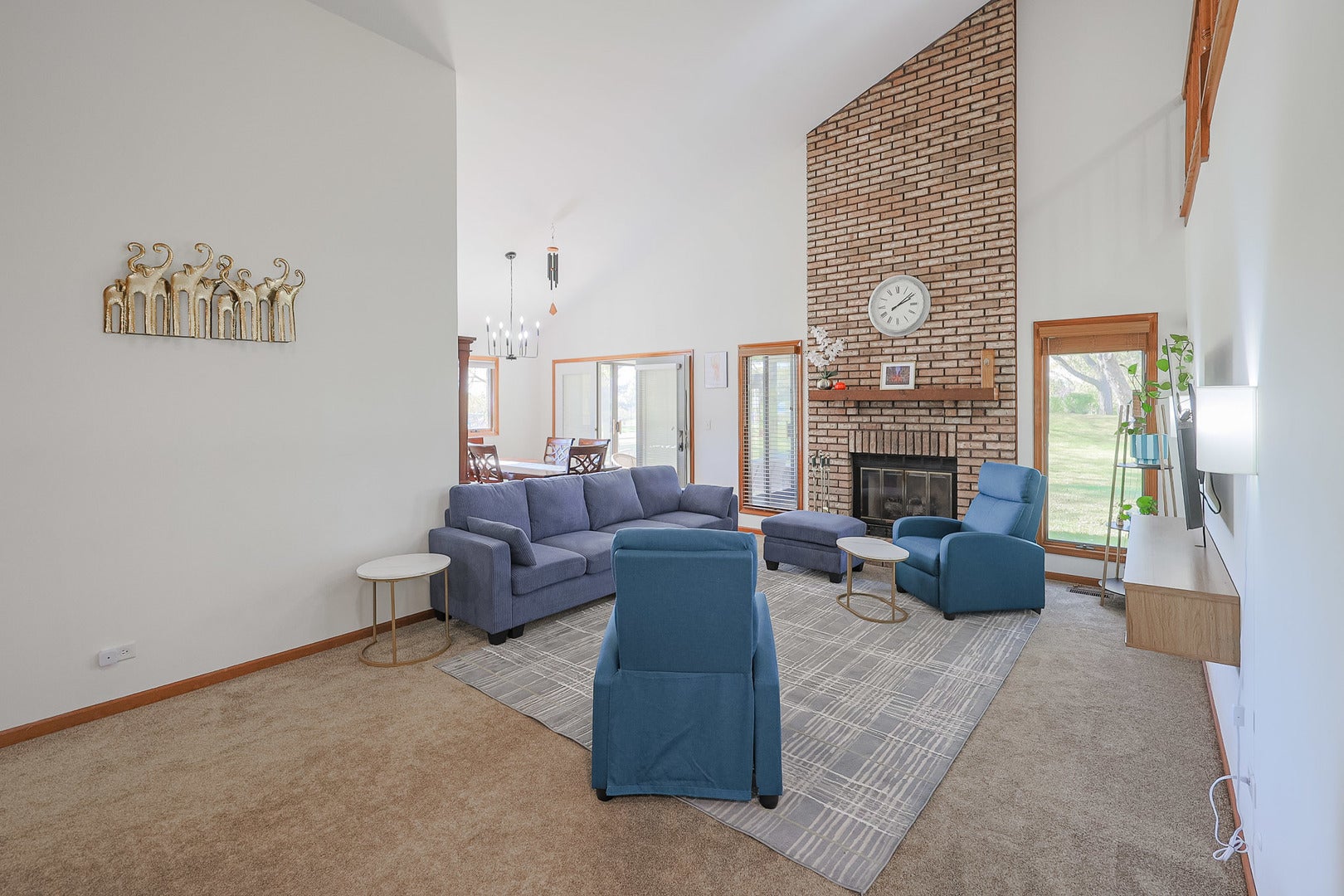 1801 Monterey Court